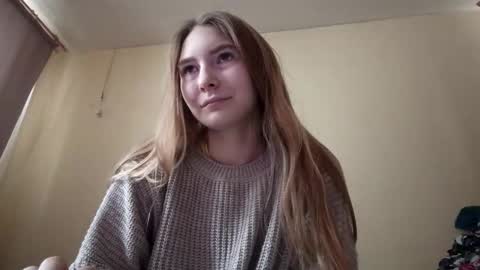Hi Im Carry 18 years old online show from 14, 1, 2026