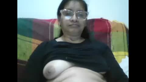 Snapshot of titssmall123 chatting on 30, 12, 2024 Ester online show from 30, 12, 2024