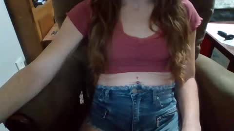 Tittygirl8 online show from 8, 1, 2025
