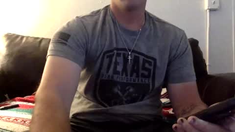 Snapshot of tnich28 chatting on 28, 11, 2025 tnich28 online show from 28, 11, 2025