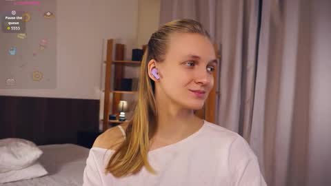 Mary online show from 25, 11, 2025