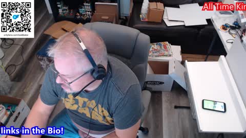 Snapshot of toddbator chatting on 2, 12, 2024 Todd Bator online show from 2, 12, 2024