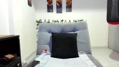 Snapshot of tokio_master chatting on 4, 11, 2025 Tokyo Master online show from 4, 11, 2025