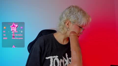 Snapshot of tokyo_blues chatting on 3, 12, 2024 Halsey Sofii online show from 3, 12, 2024