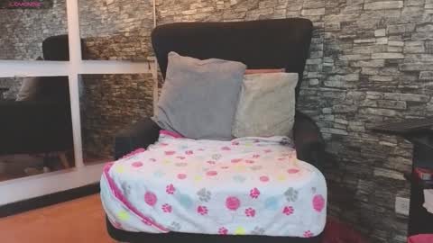 Snapshot of tokyosky chatting on 8, 11, 2025 Tokyo online show from 8, 11, 2025