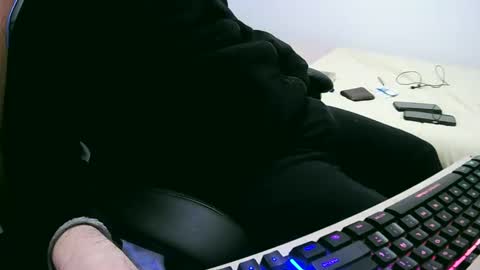 tolon408472 online show from 5, 1, 2025