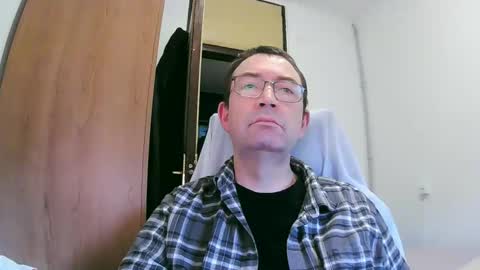 tolon408472 online show from 8, 1, 2025