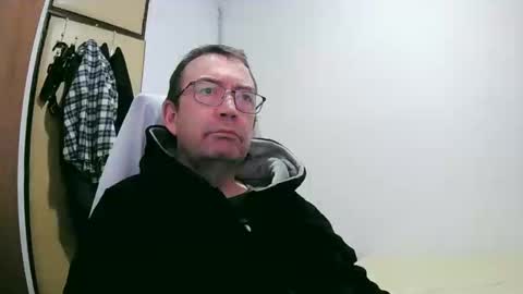 tolon408472 online show from 10, 1, 2025