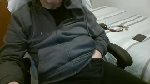 Snapshot of toloneo1 chatting on 15, 2, 2025 toloneo1 online show from 15, 2, 2025