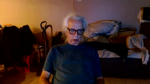 tom112292014 online show from 15, 10, 2025