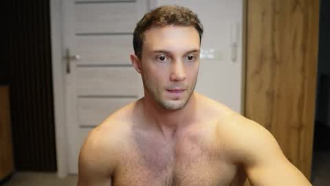 Snapshot of tom_fordd chatting on 14, 9, 2025 Tom online show from 14, 9, 2025