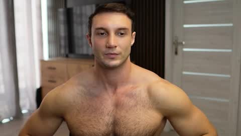 Snapshot of tom_fordd chatting on 28, 9, 2025 Tom online show from 28, 9, 2025