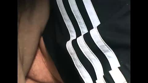 Snapshot of tomas0000 chatting on 15, 1, 2025 thomi online show from 15, 1, 2025