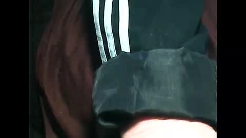 Snapshot of tomas0000 chatting on 2, 3, 2025 thomi online show from 2, 3, 2025