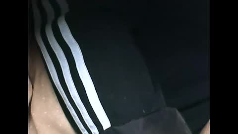 Snapshot of tomas0000 chatting on 4, 3, 2025 thomi online show from 4, 3, 2025