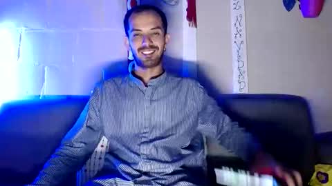 tomas gerauld. make me happy with 10000 tokens online show from 15, 1, 2025