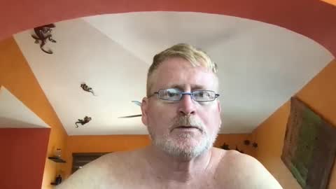 Snapshot of tomascausa chatting on 19, 9, 2025 Hola online show from 19, 9, 2025