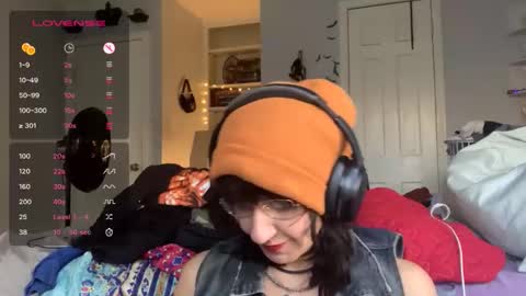 tomboy_titties online show from 14, 10, 2025