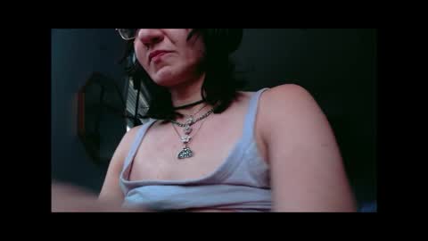 tomboy_titties online show from 27, 10, 2025