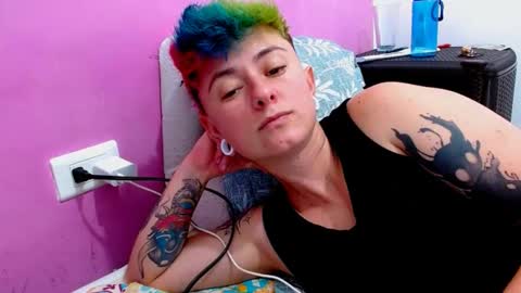 Blue online show from 3, 10, 2025