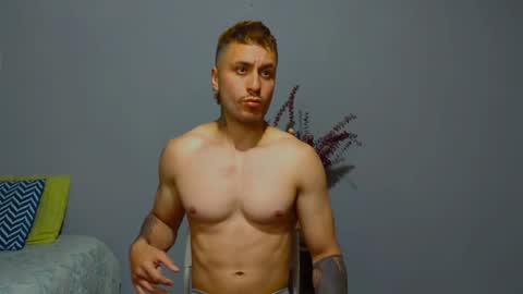 tomDavisXl online show from 4, 10, 2025