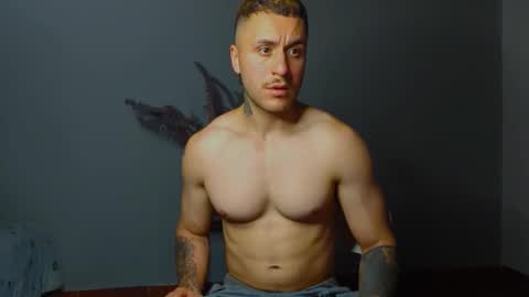 tomDavisXl online show from 11, 10, 2025