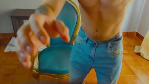 tomDavisXl online show from 27, 10, 2025