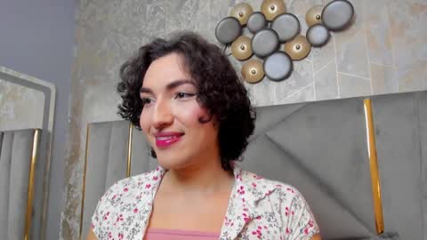   online show from 19, 1, 2025