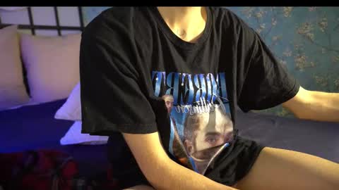 Snapshot of tommiehi chatting on 17, 10, 2025 Tommie online show from 17, 10, 2025