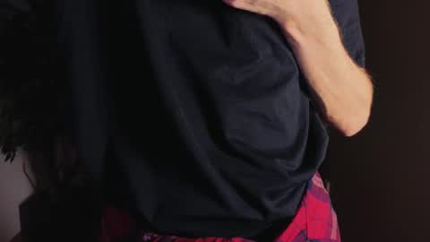 Snapshot of tommiehi chatting on 26, 11, 2025 Tommie online show from 26, 11, 2025