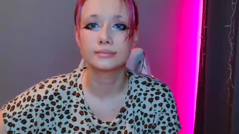 Snapshot of tommioo7 chatting on 1, 2, 2025 Galadriel online show from 1, 2, 2025