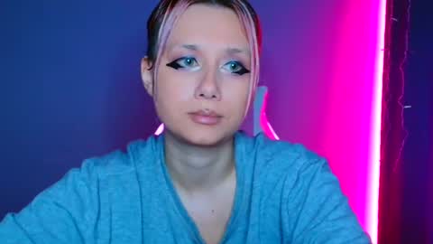 Snapshot of tommioo7 chatting on 21, 2, 2025 Galadriel online show from 21, 2, 2025