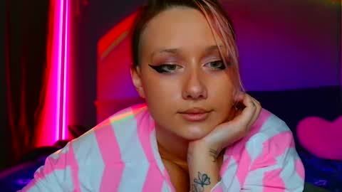 Snapshot of tommioo7 chatting on 6, 3, 2025 Galadriel online show from 6, 3, 2025