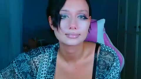 Snapshot of tommioo7 chatting on 11, 9, 2025 Galadriel online show from 11, 9, 2025