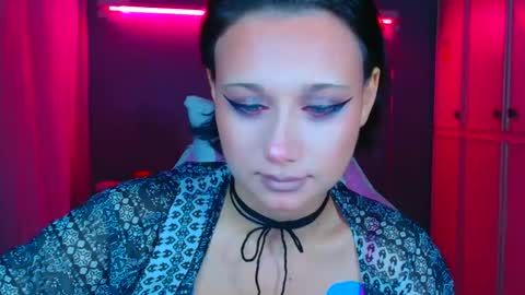 Snapshot of tommioo7 chatting on 3, 11, 2025 Galadriel online show from 3, 11, 2025