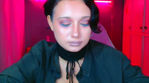 Snapshot of tommioo7 chatting on 11, 11, 2025 Galadriel online show from 11, 11, 2025