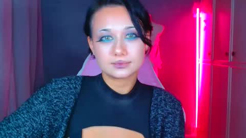 Snapshot of tommioo7 chatting on 19, 11, 2025 Galadriel online show from 19, 11, 2025