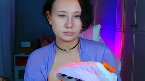 Snapshot of tommioo7 chatting on 4, 3, 2026 Galadriel online show from 4, 3, 2026