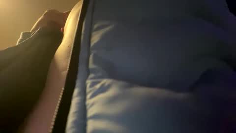 Snapshot of tommit84 chatting on 16, 11, 2025 tommit84 online show from 16, 11, 2025