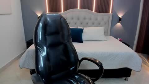 Tommy  online show from 3, 12, 2025