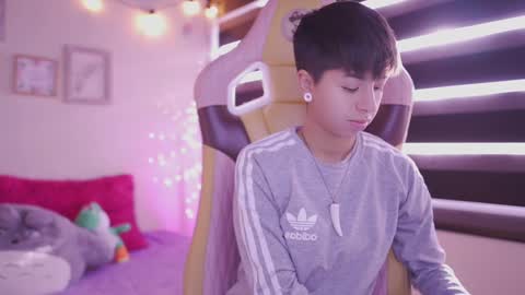 Blue  online show from 10, 3, 2025