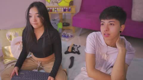 Blue  online show from 5, 12, 2025