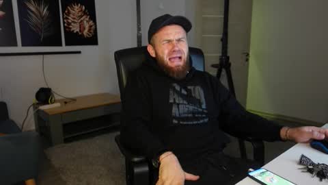  tommy burnzzz  online show from 20, 11, 2025