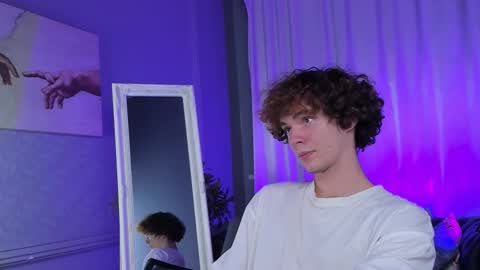 Snapshot of tommy_jamm chatting on 24, 10, 2025 Tommy online show from 24, 10, 2025