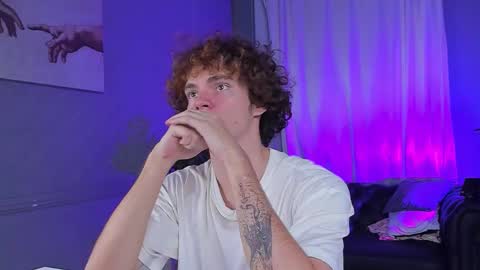 Snapshot of tommy_jamm chatting on 27, 10, 2025 Tommy online show from 27, 10, 2025