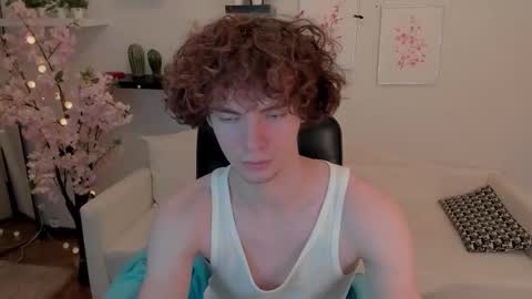 Snapshot of tommy_jamm chatting on 14, 11, 2025 Tommy online show from 14, 11, 2025