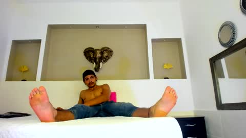 Snapshot of tommy_kurtt chatting on 7, 11, 2025 Tommy online show from 7, 11, 2025