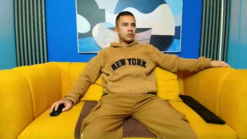 TOMMY  online show from 4, 2, 2026