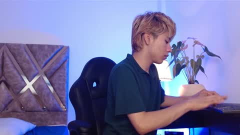 Tommy Foxboy online show from 19, 1, 2025