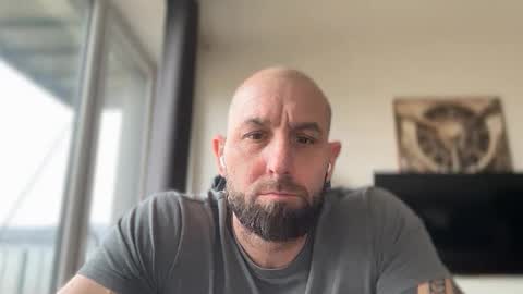 Snapshot of tommyx01 chatting on 9, 2, 2026 Thomas Fit online show from 9, 2, 2026